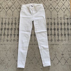 White high waist skinny jeans